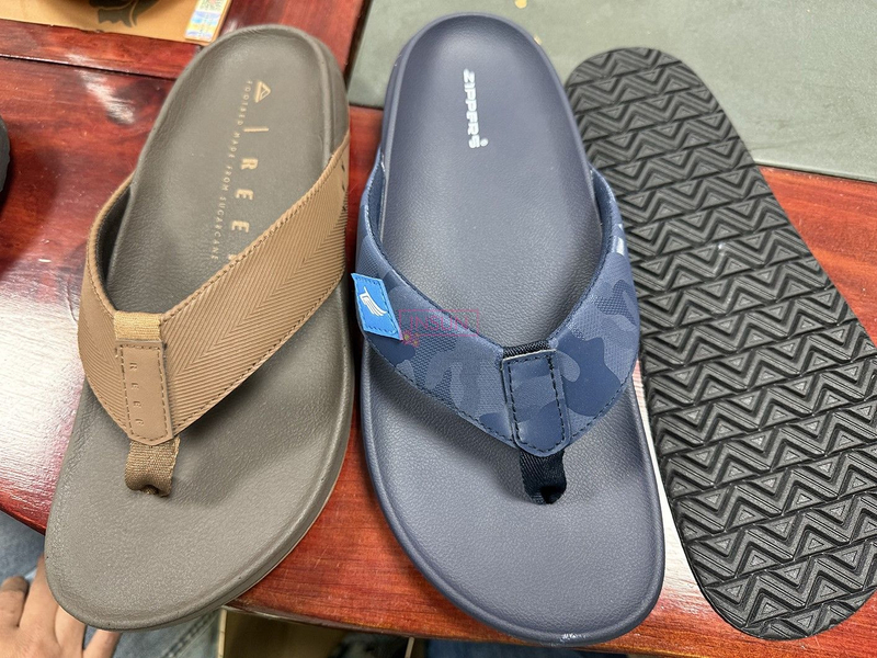 EVA SLIPPERS