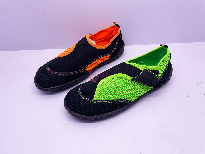AQUA SHOES