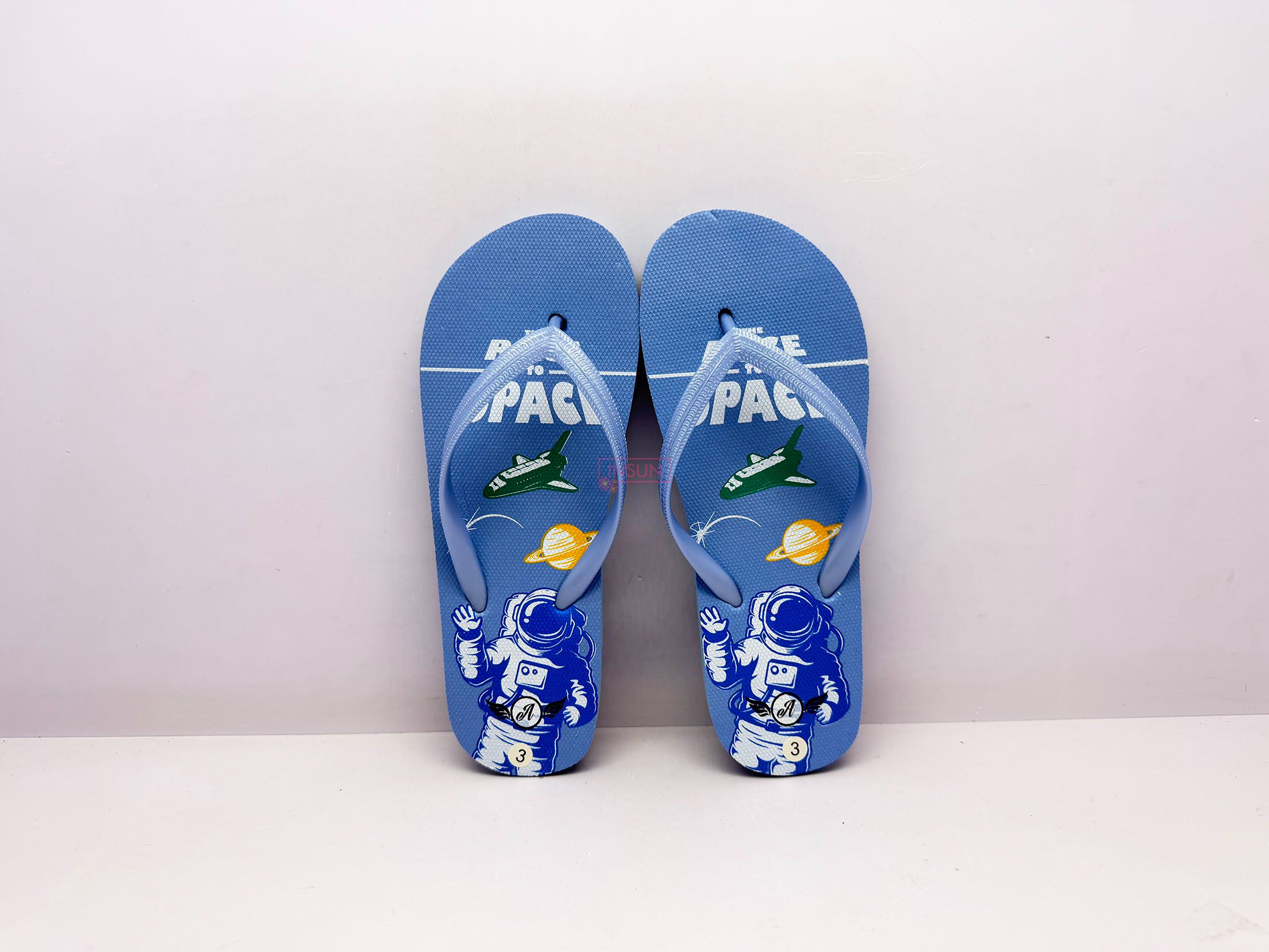 FLIP FLOPS