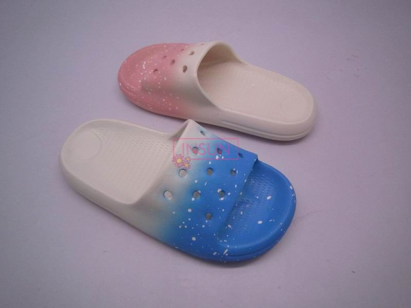 INJECTION SLIDE SLIPPERS