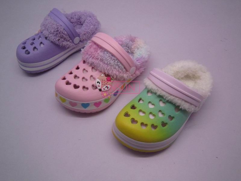 CHILD CLOGS