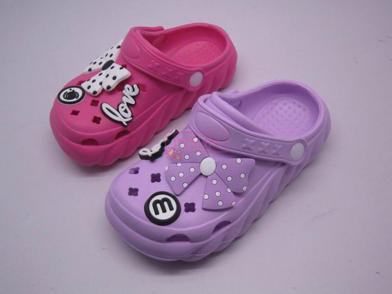 CHILD CLOGS