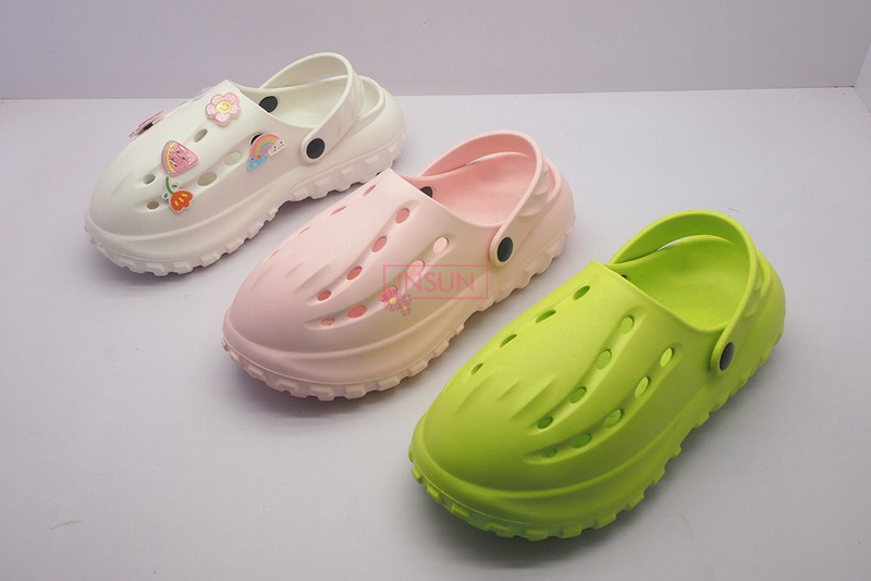 CLOGS