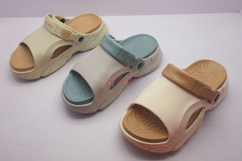 INJECTION SLIDE SLIPPERS