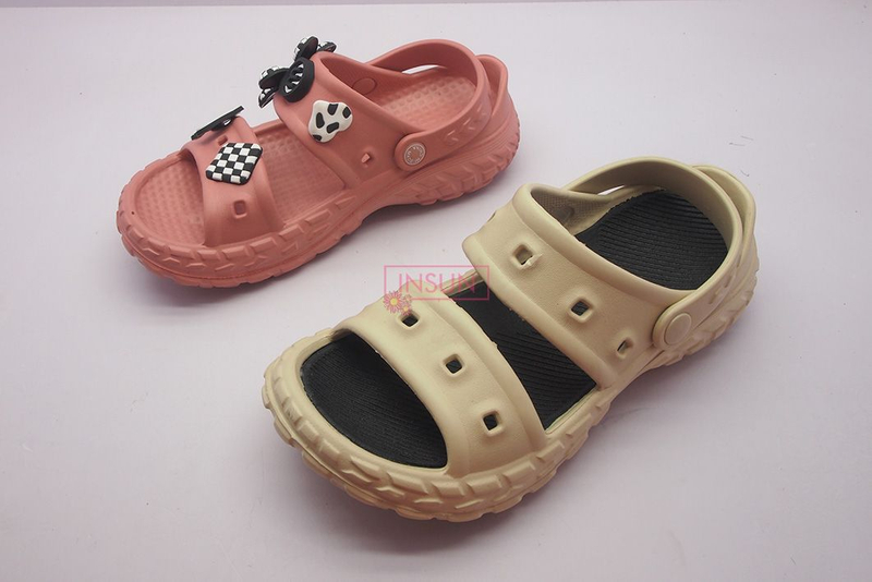 INJECTION SLIDE SLIPPERS