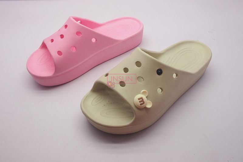INJECTION SLIDE SLIPPERS