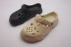 MEN CLOGS
