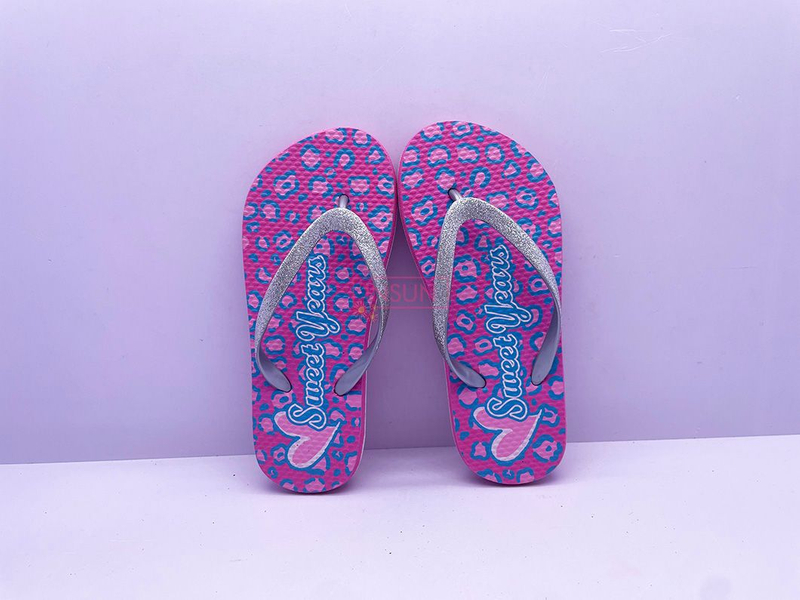 FLIP FLOPS