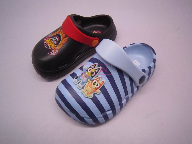 CHILD CLOG