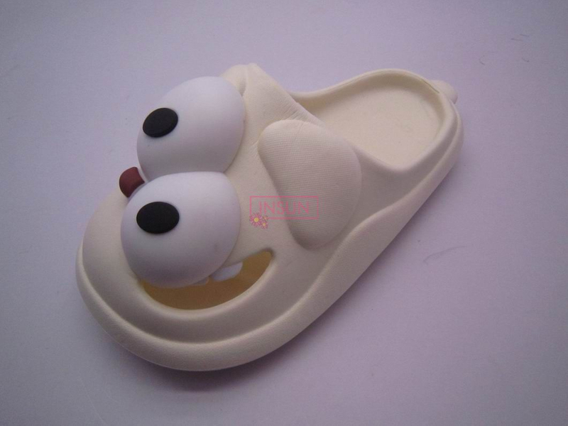 CHILD CLOG