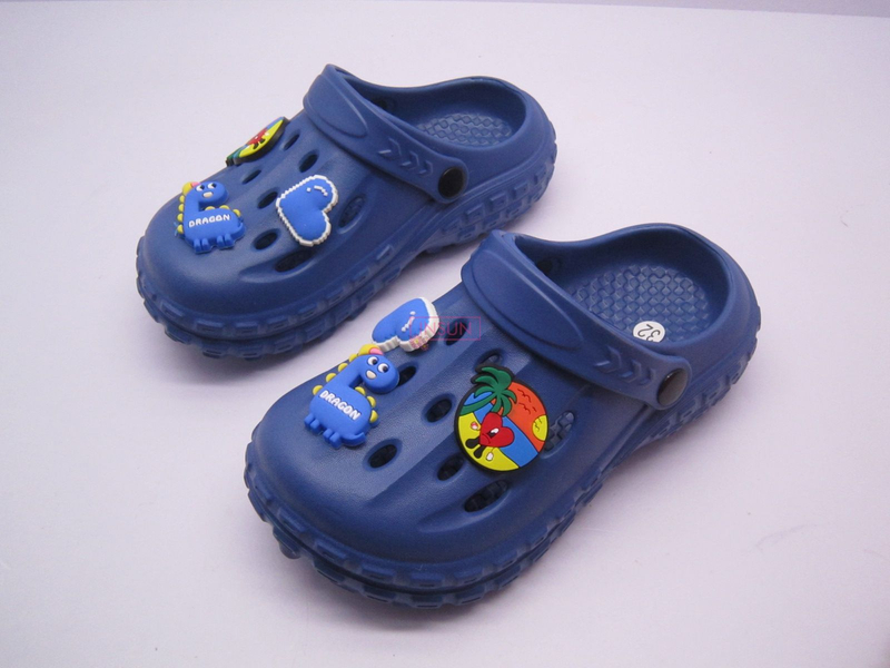 CHILD CLOG