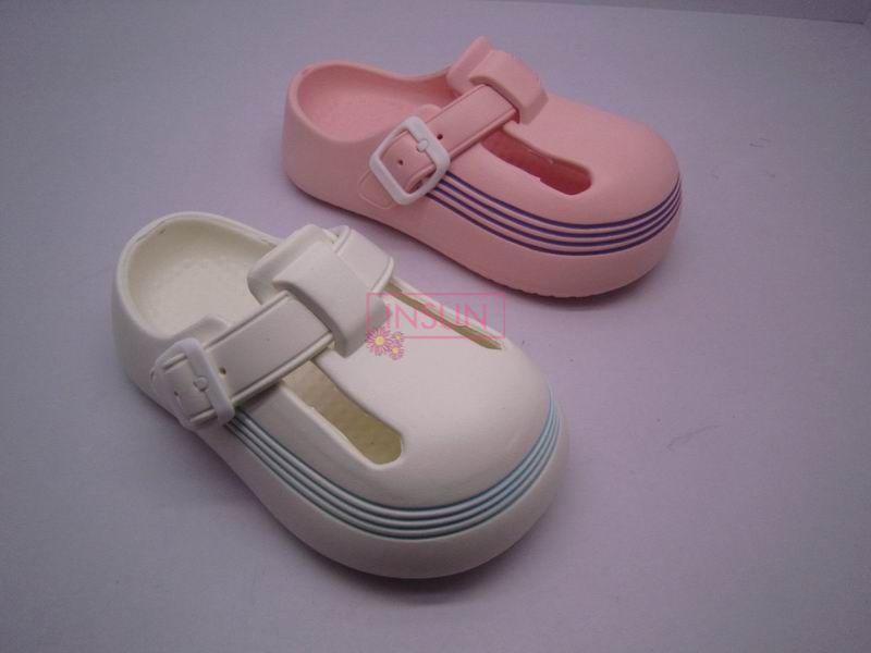CHILD CLOGS