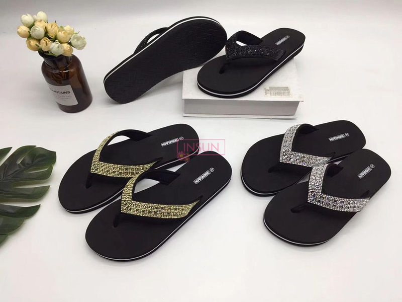 EVA SLIPPERS