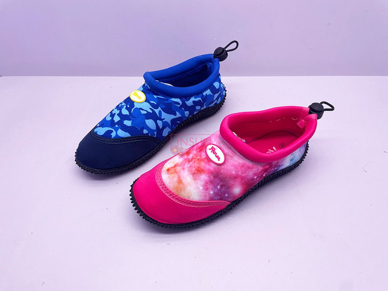 AQUA SHOES