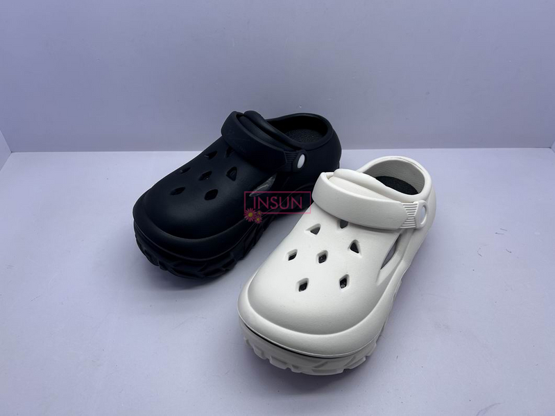 WOMEN CLOG