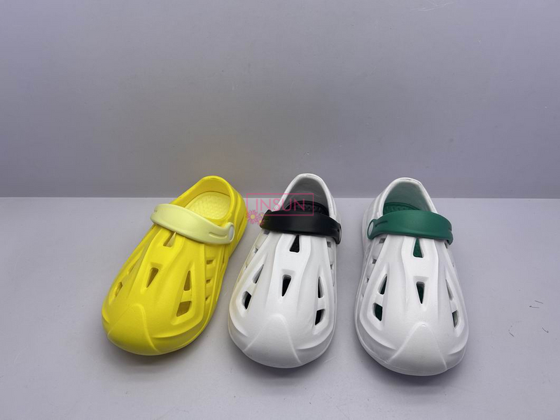 CHILD CLOG