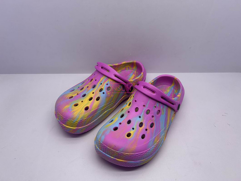 WOMEN CLOG
