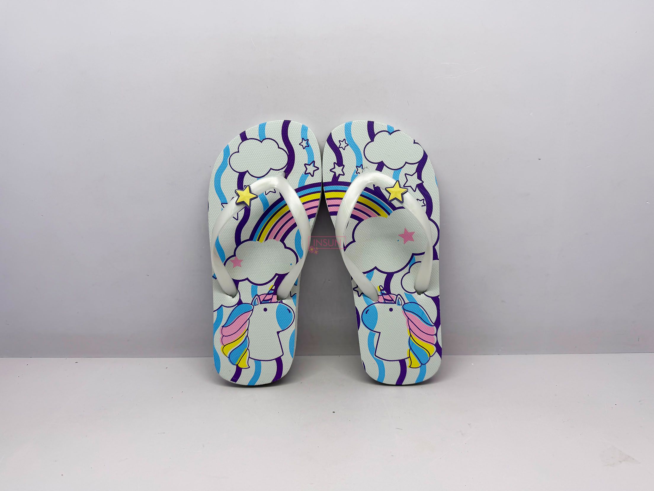 FLIP FLOPS