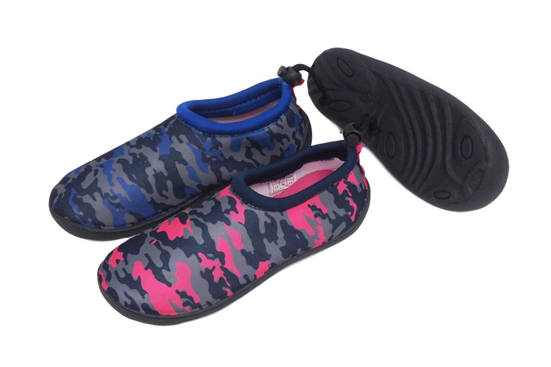 AQUA SHOES
