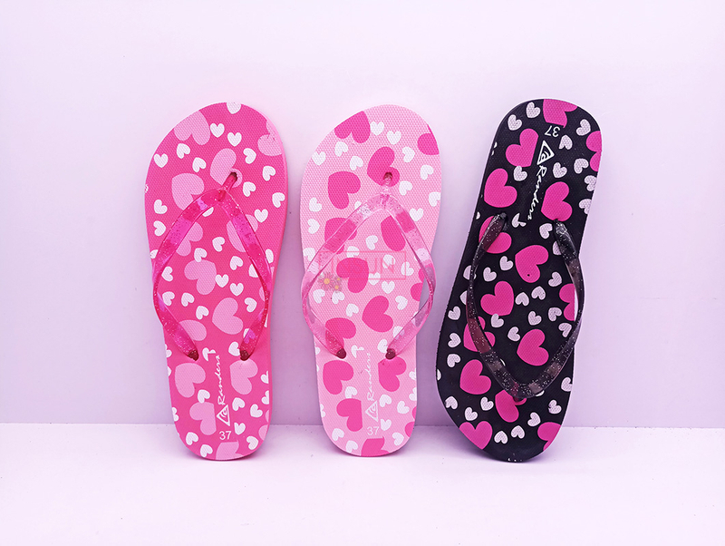 FLIP FLOPS