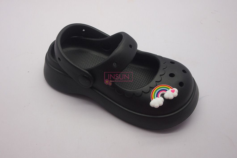 CLOGS