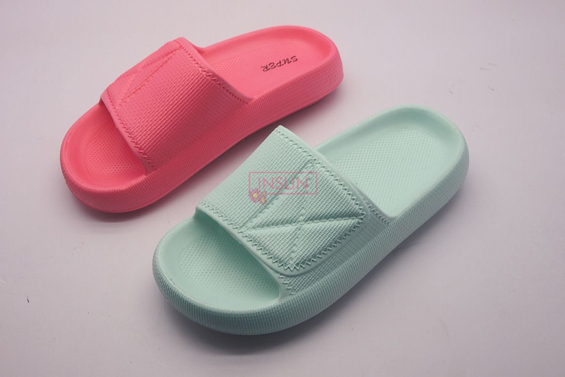INJECTION SLIDE SLIPPERS