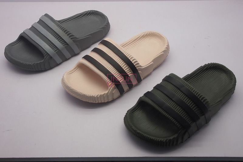 INJECTION SLIDE SLIPPERS
