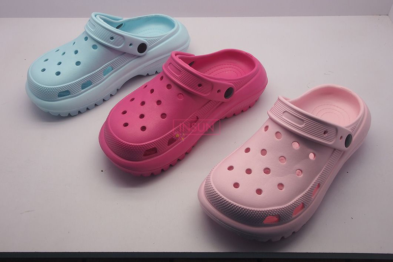 CLOGS