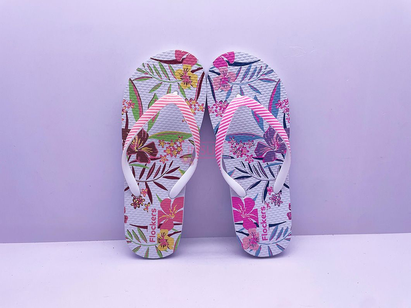 FLIP FLOPS
