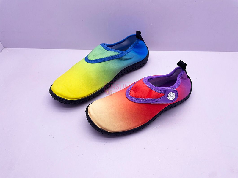 AQUA SHOES