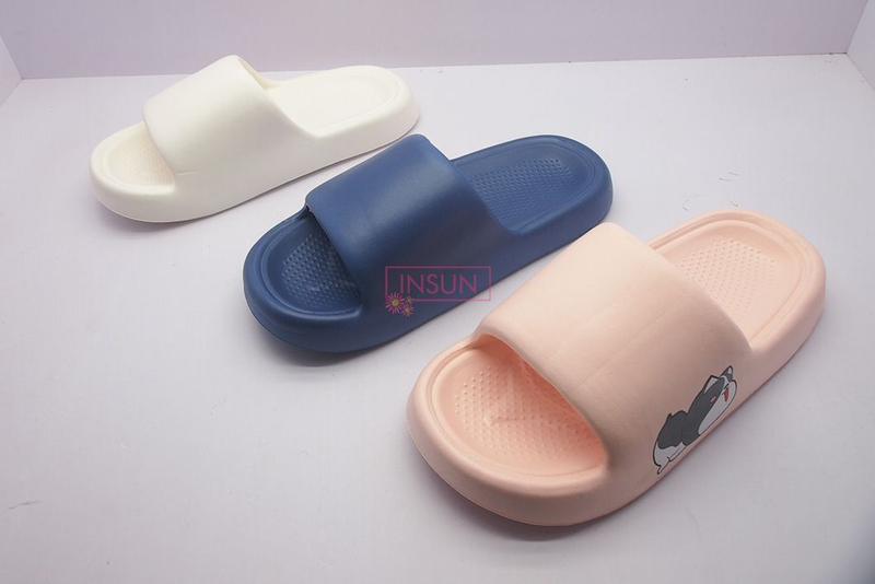 INJECTION SLIDE SLIPPERS