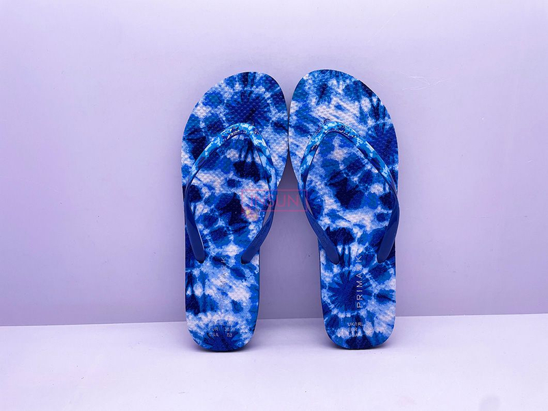 FLIP FLOPS