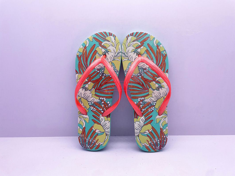 FLIP FLOPS