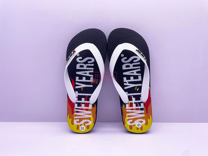 FLIP FLOPS
