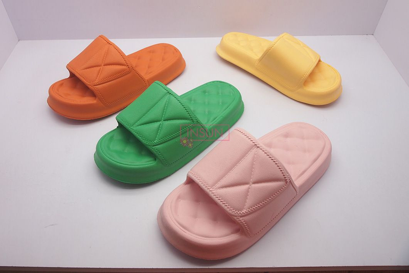 INJECTION SLIDE SLIPPERS
