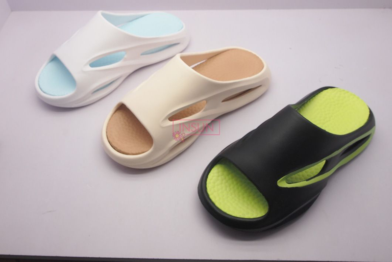 INJECTION SLIDE SLIPPERS