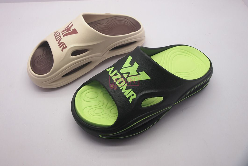 INJECTION SLIDE SLIPPERS