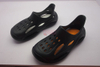 MEN CLOGS