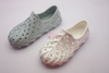 MEN CLOGS