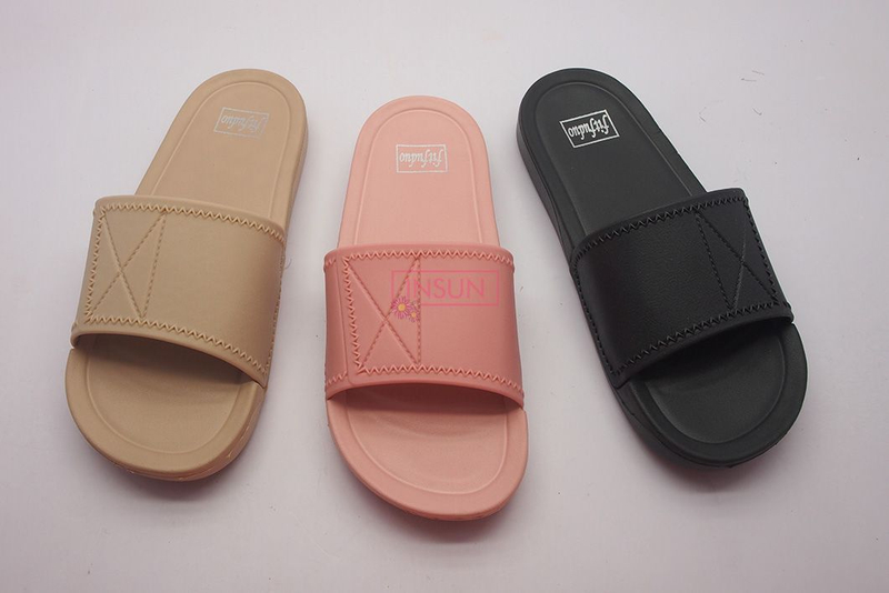 INJECTION SLIDE SLIPPERS