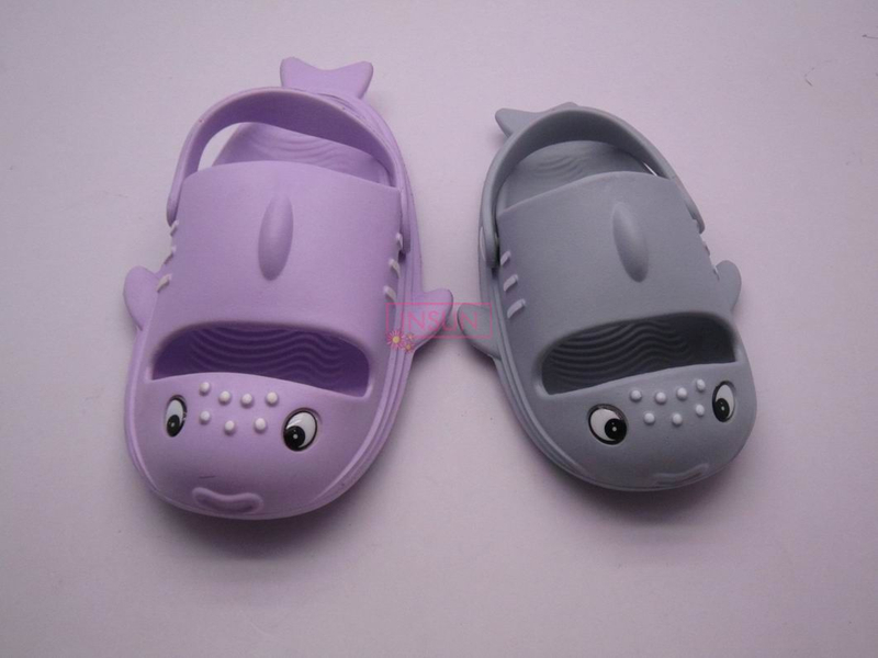 CHILD CLOG