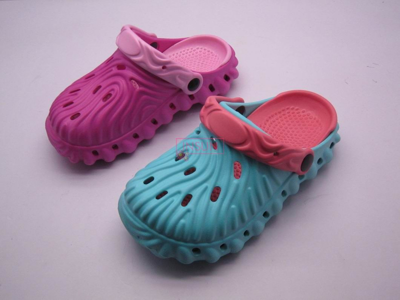 CHILD CLOG