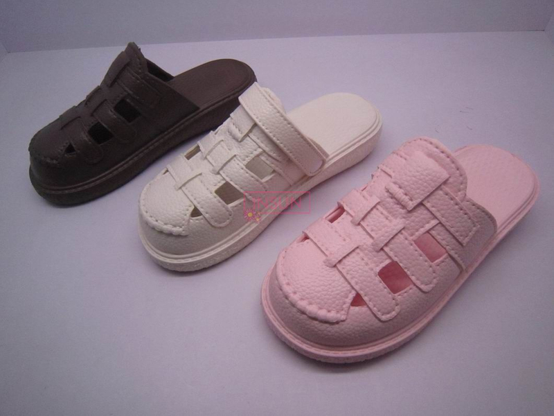 WOMEN CLOG