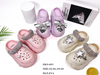 WOMAN CLOGS