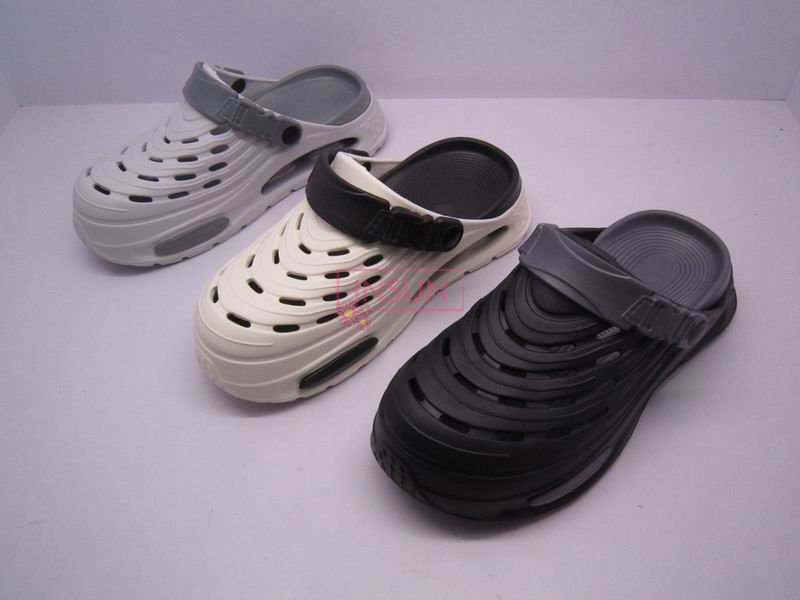 MEN CLOGS