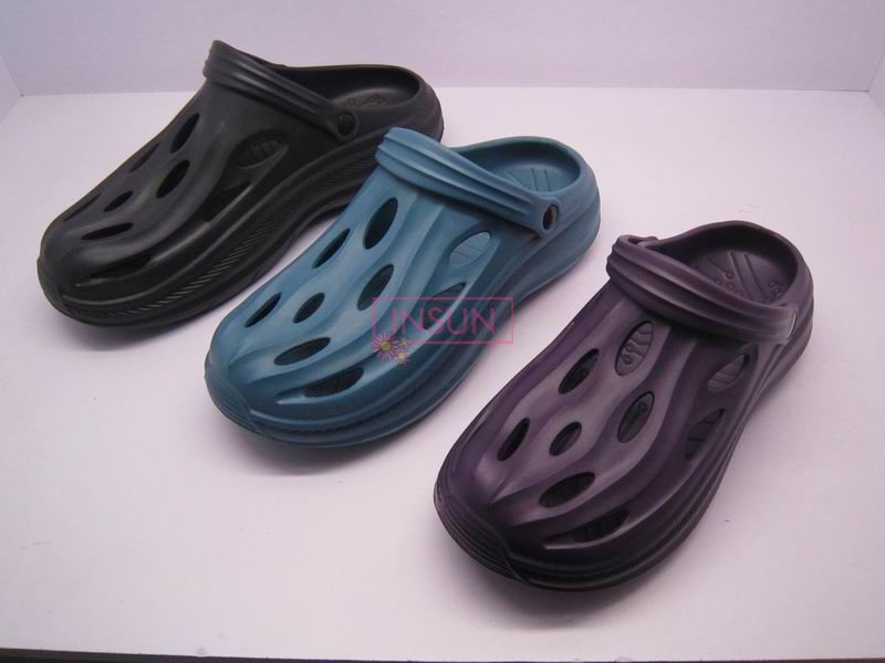 MEN CLOGS