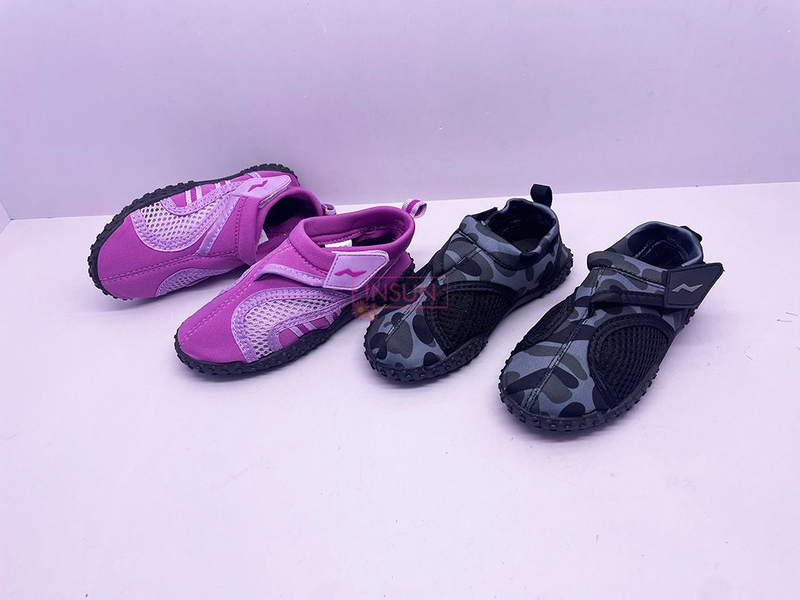 AQUA SHOES