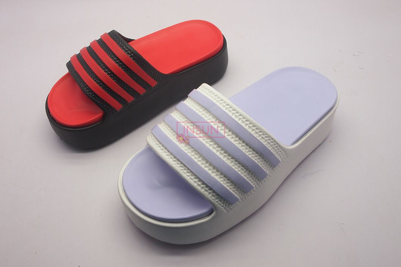 INJECTION SLIDE SLIPPERS