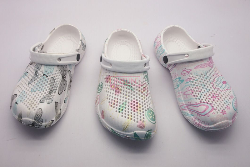 CLOGS