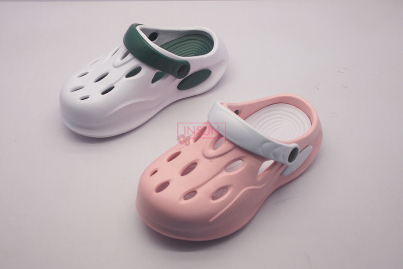 CLOGS